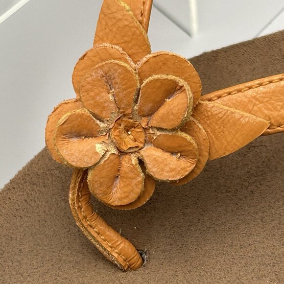 AEROSOLES Sandals Womens 9M Branchley Orange Flower Thong Toe Post Brown Sole - Picture 7 of 13